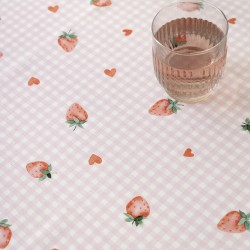 Τραπεζομάντηλο 140x180 - Strawberry Love