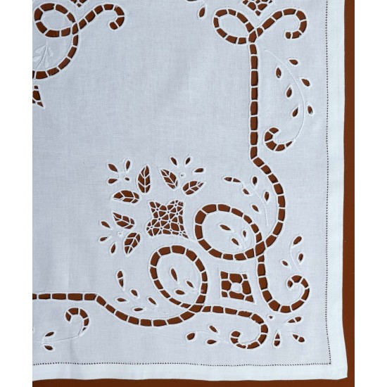 Silk Fashion Χειροποίητο Κοφτό Τραπεζοκαρέ 09 (140Cm X 140Cm) Λευκό