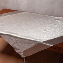 Σατέν τραπεζομάντηλο 2009 λουλούδι (130cm X 160cm) γκρί