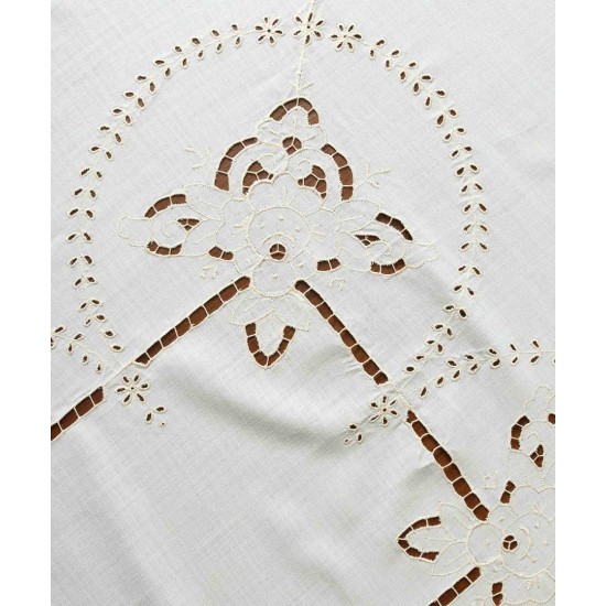 Τραπεζομάντηλο μηχανής 563 (165cm X 220cm) Μπέζ Τραπεζομάντηλο μηχανής 563 (165cm X 220cm) Μπέζ